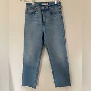 Levi wedgie straight jeans